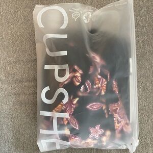 *NWT* Cupshe 
retro boho plunging halter neck tummy control one-piece (XL)